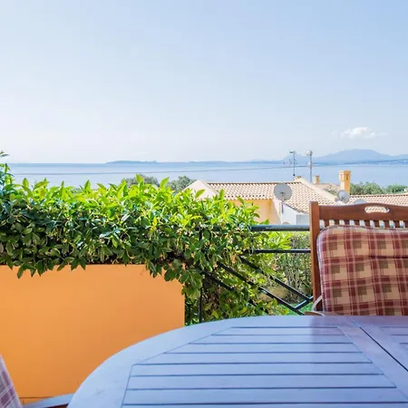 Angela's Garden Sea View Μπαρμπάτι