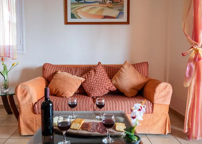 Angela's Garden Sea View Апартаменты *